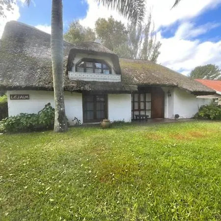 Casa A 2 Cuadras Mar Hasta 14 Personas Vila
